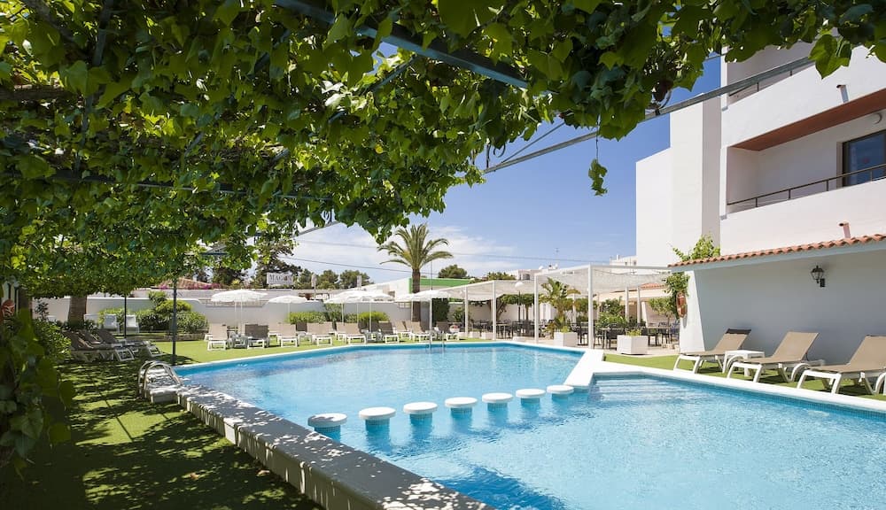 Casual Bahía Ibiza — 1