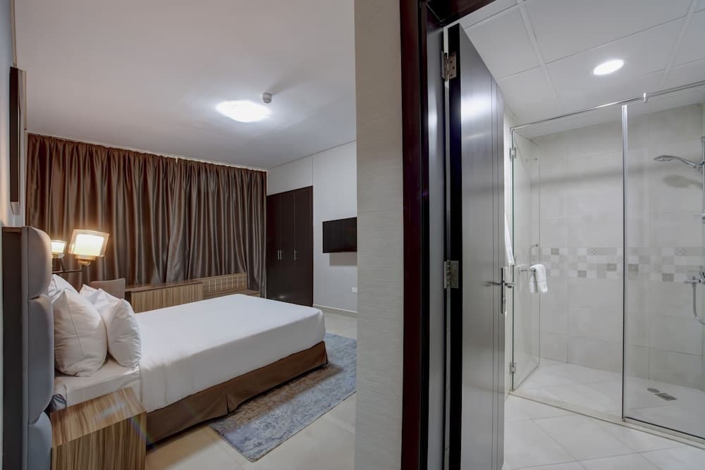 Royal Regency Suiten — 9