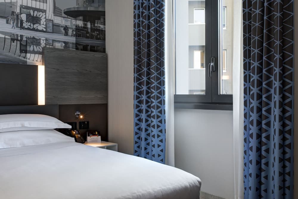 iQ Hotel Milano — 22