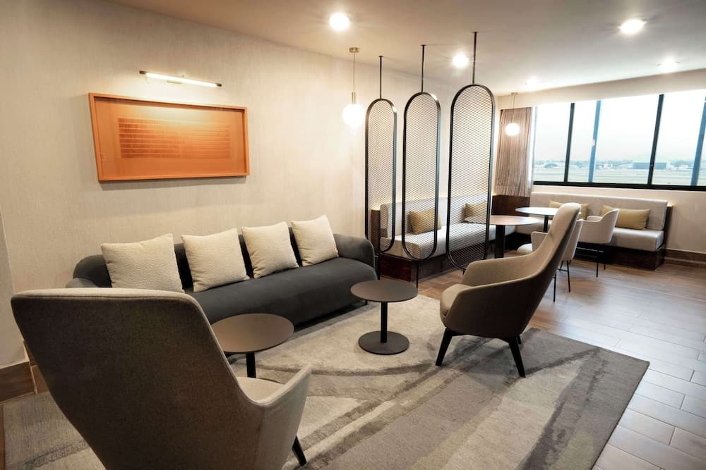 Hilton Mexico City Airport — 23