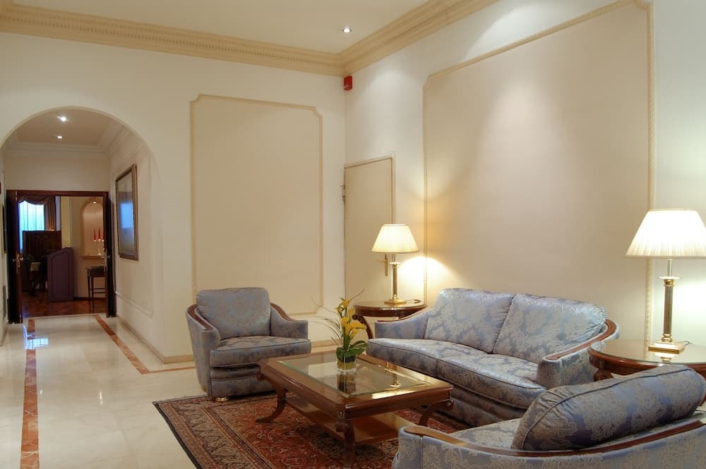 Hotel Roger de Lluria Barcelona — 23