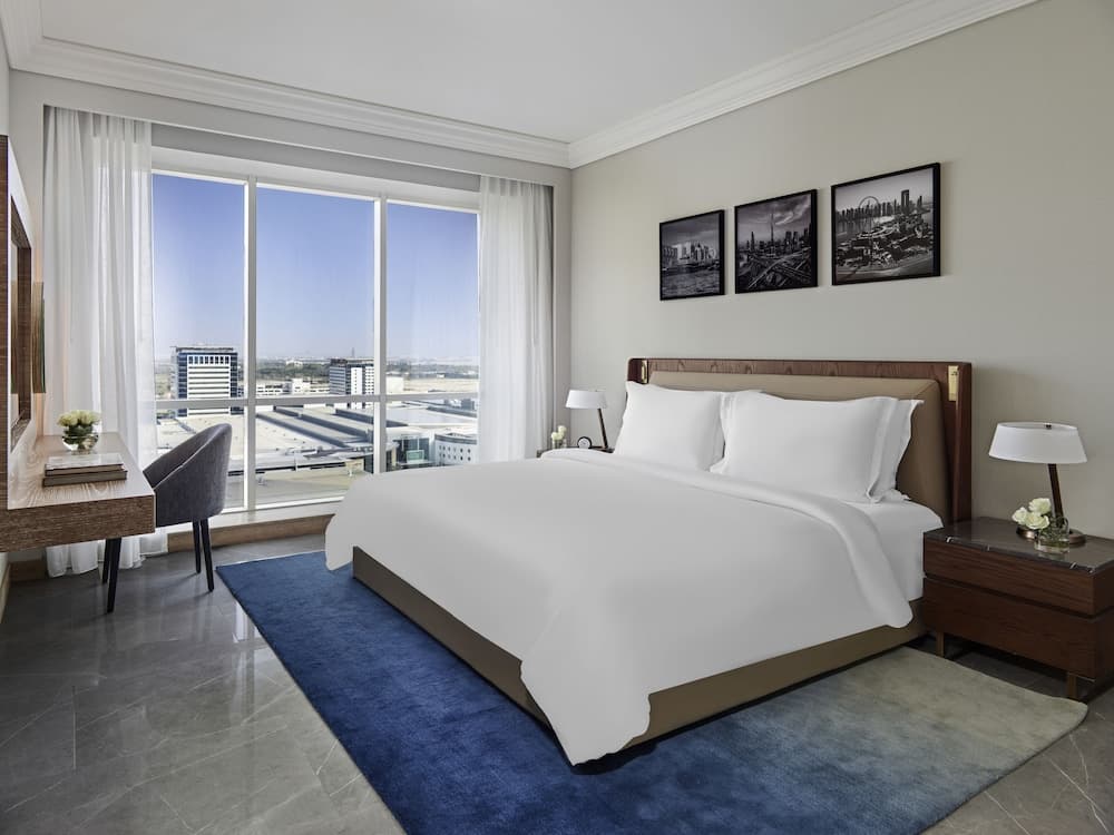 Fairmont Dubai — 10