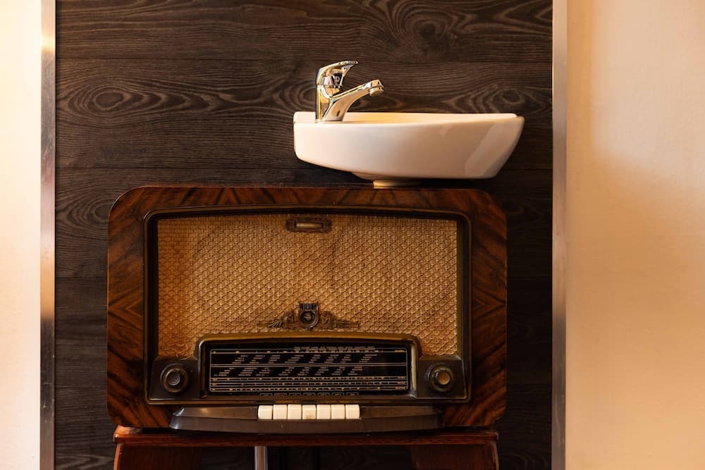 BackStage Hotel Amsterdam — 11