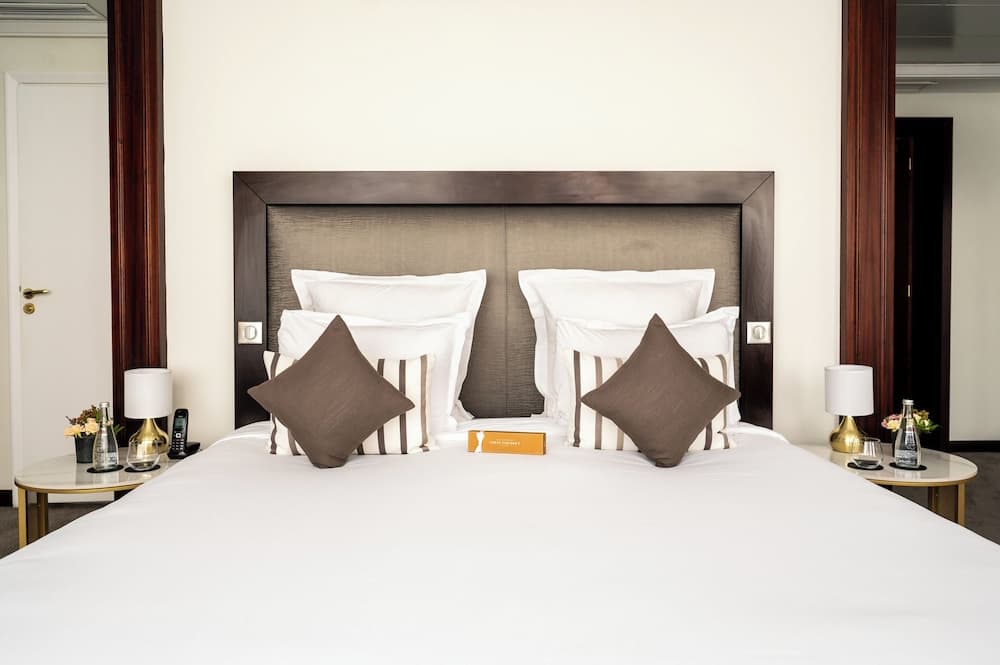 Hotel Pont Royal — 23
