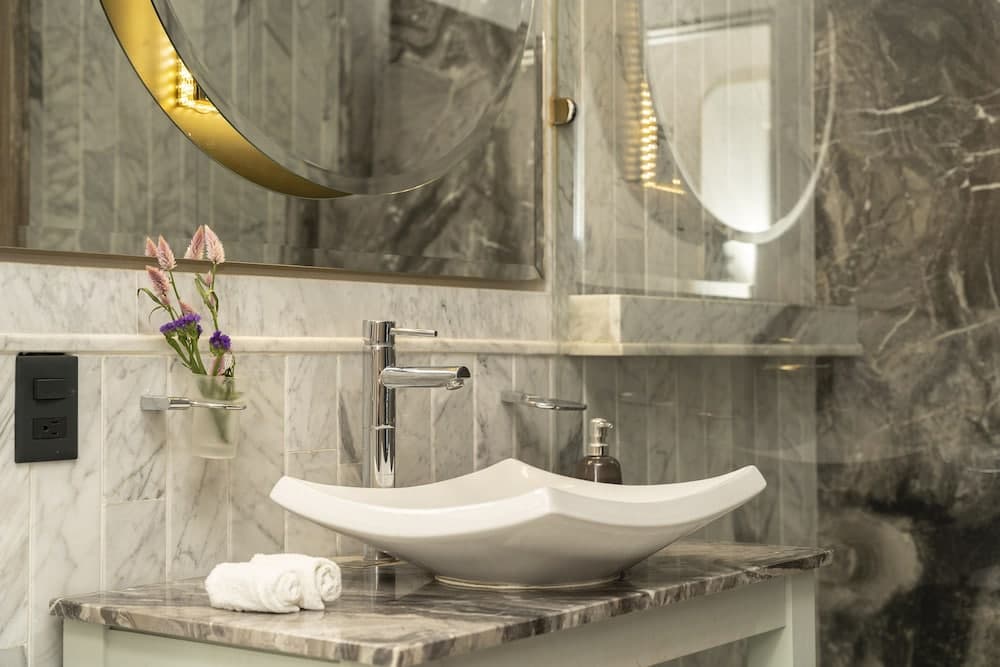 Elefant by Naya Homes — 17