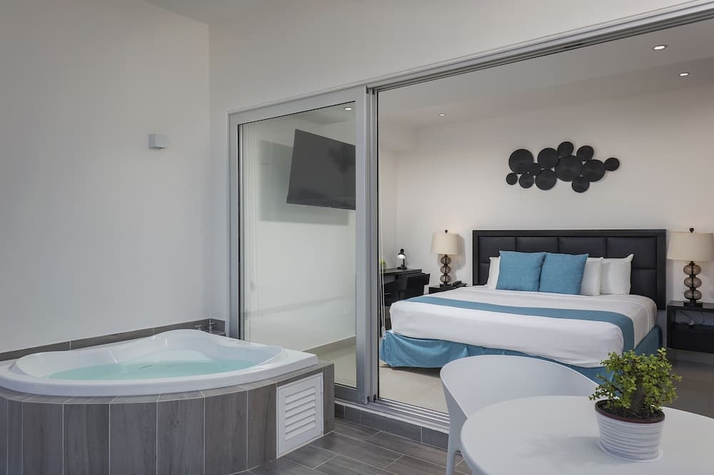 Suites Malecon Cancun — 6