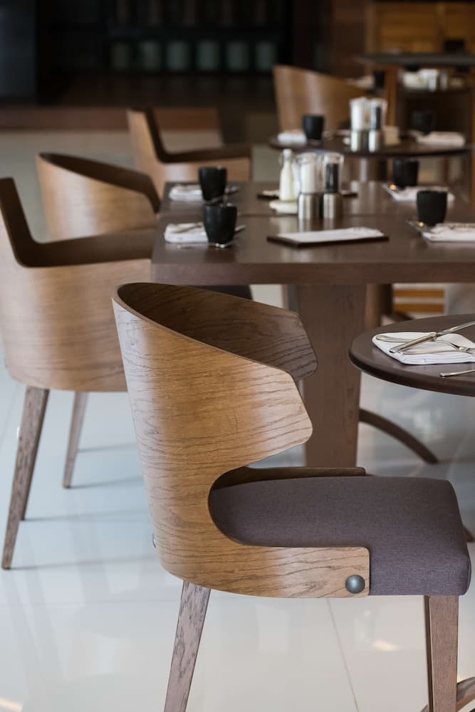 Radisson Blu Hotel Dubai Waterfront — 8