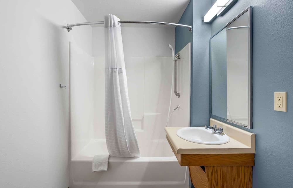 Extended Stay America Suites - Tampa - Casino Area — 22