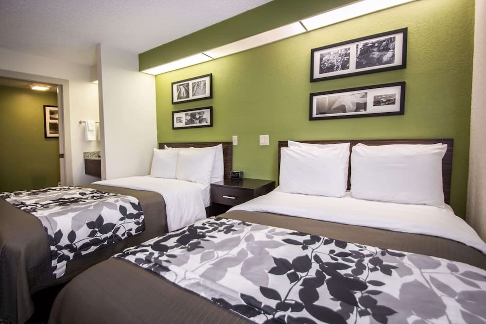 Sleep Inn Miami International Airport — 4