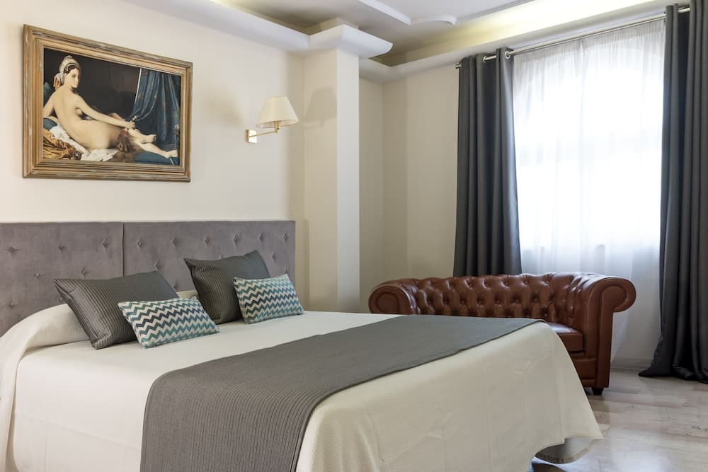 Gran Hotel Palladium — 12