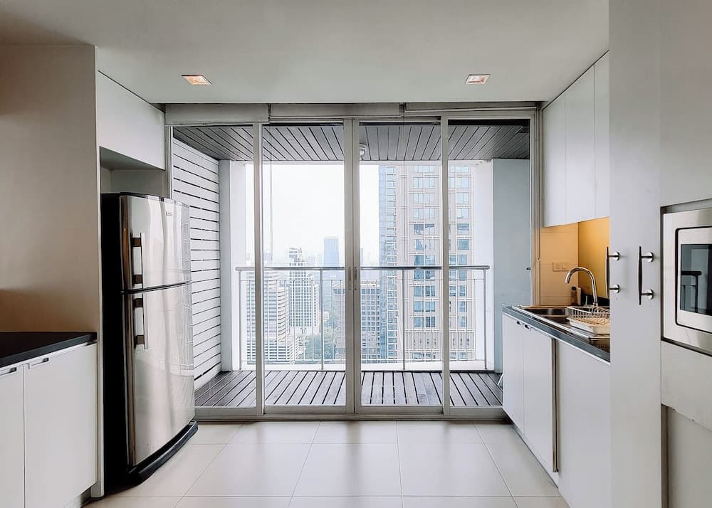 Urbana Langsuan Hotel — 16