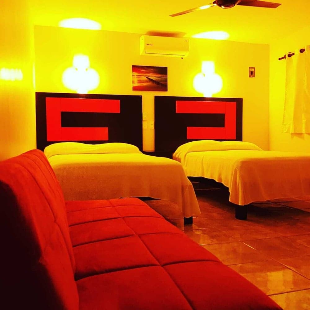 Hotel Jardin Cancun — 14