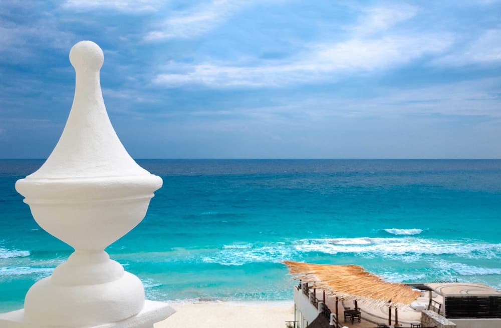 Bsea Cancun Plaza Hotel — 13