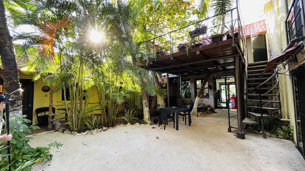 Hotel B&B - 5ta Avenida — 9