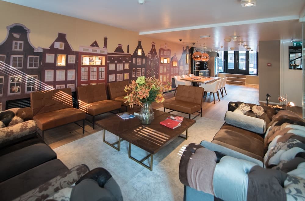 Hotel Cornelisz — 16
