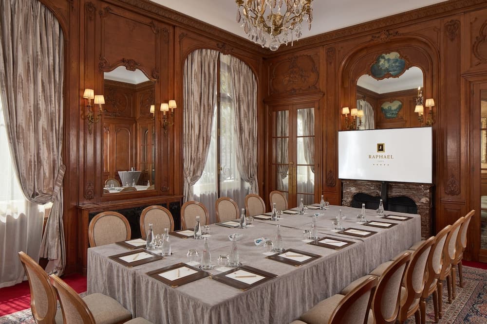 Hotel Raphael — 18