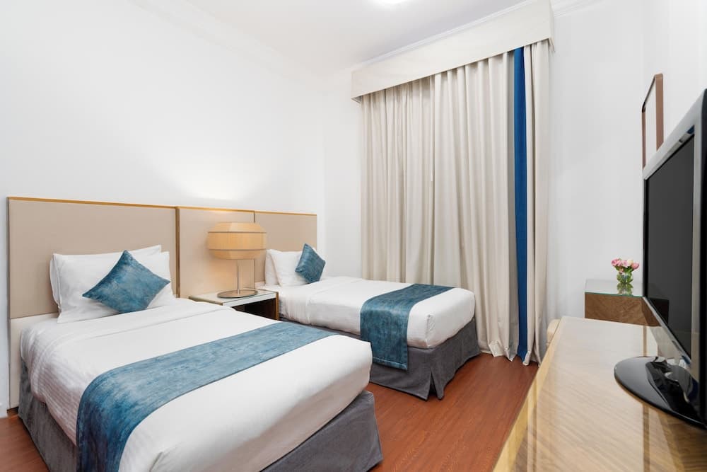 Hotel y Residencias Golden Sands — 4