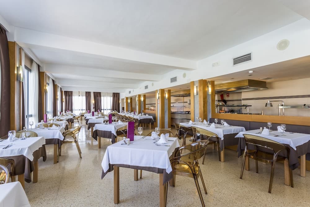 Hotel Palladium Cala Llonga - Solo para adultos — 21