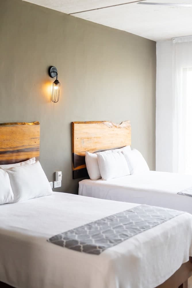 Hotel52 — 8