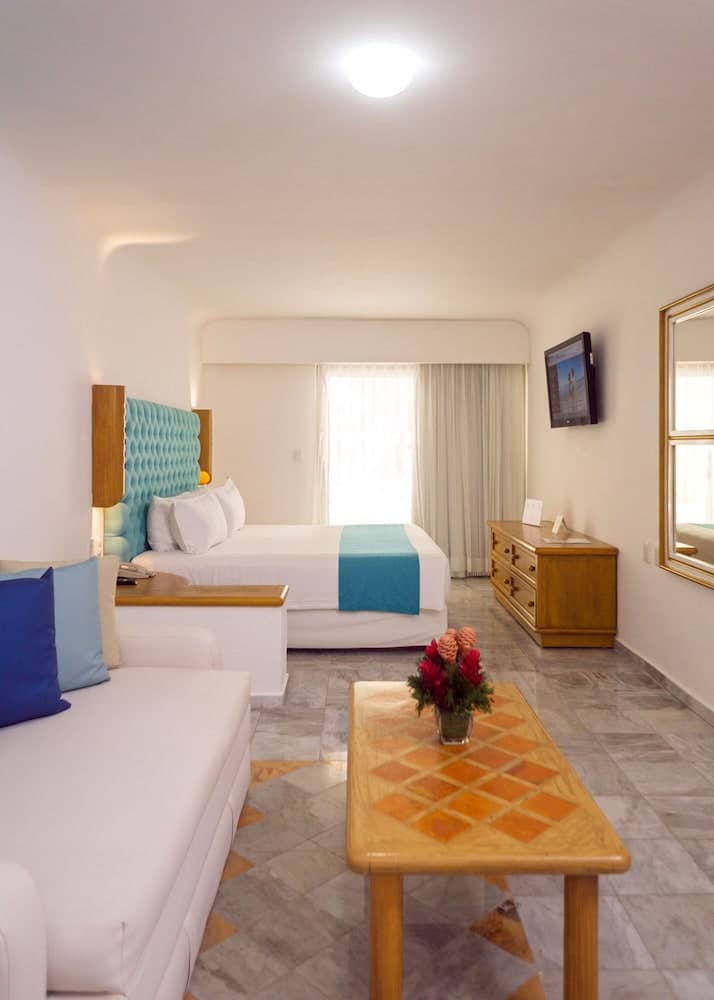 Sunset Marina Resort & Yacht Club — 7