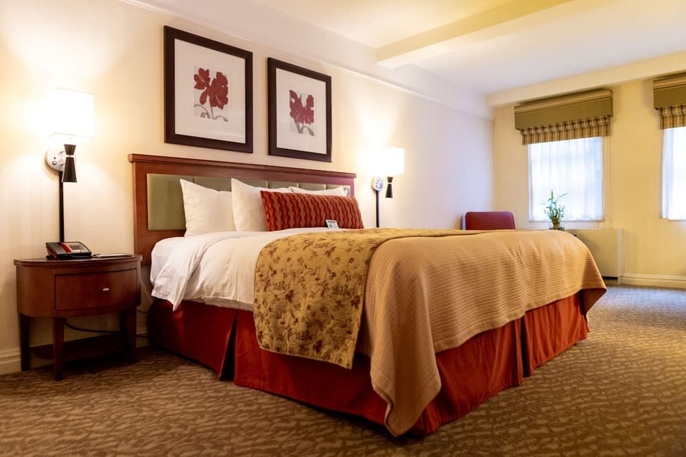 San Carlos Hotel — 17