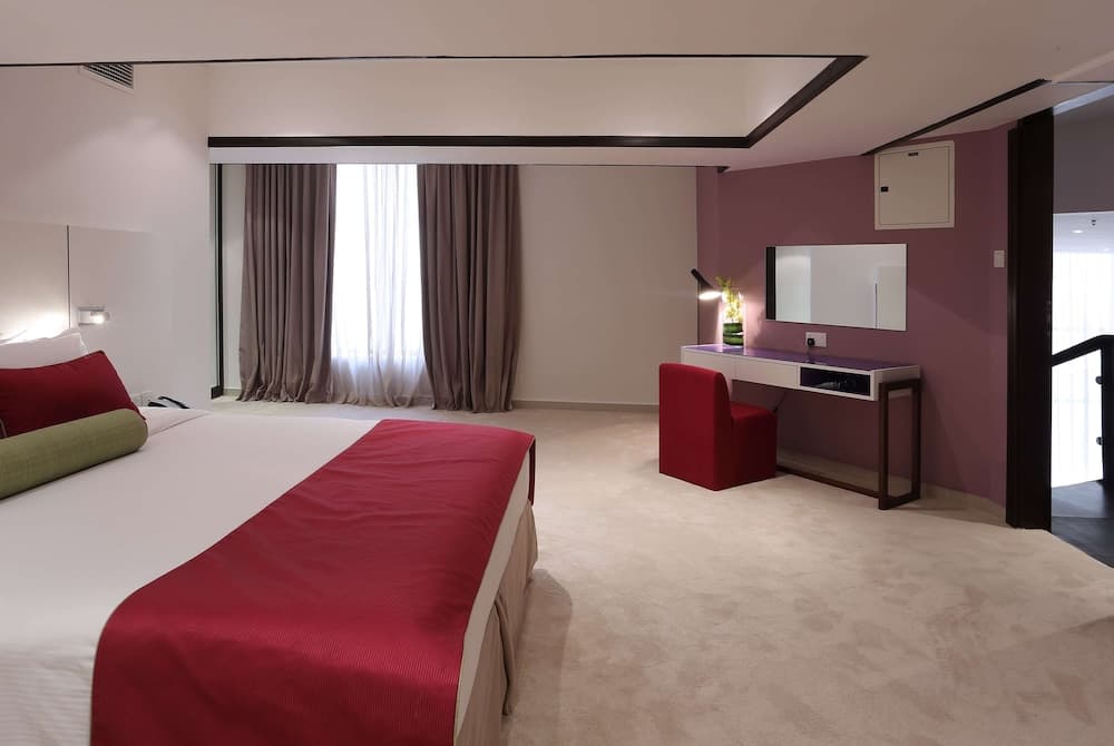 Ramada Hotel and Suites by Wyndham Dubai JBR — 29