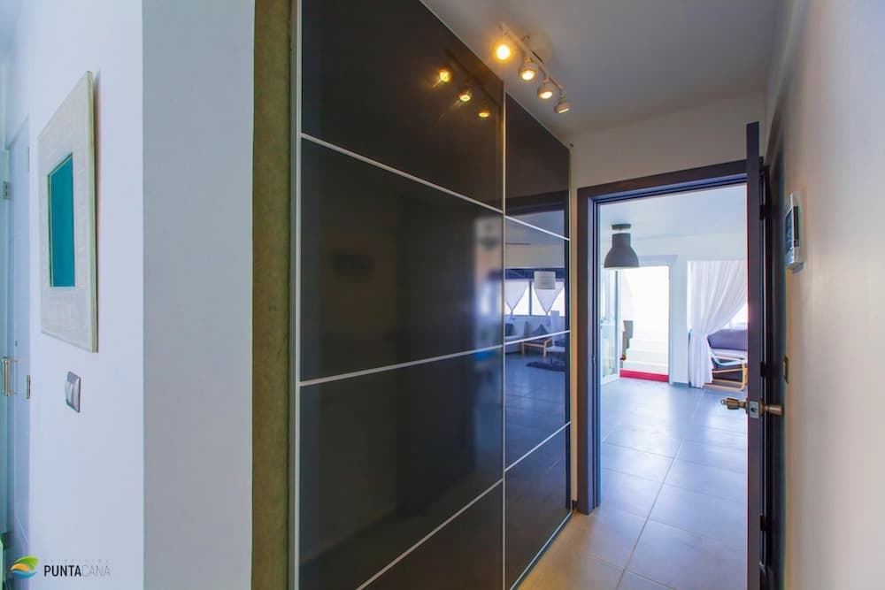 Punta Cana Beachfront Apartment With BBQ Private Terrace — 8