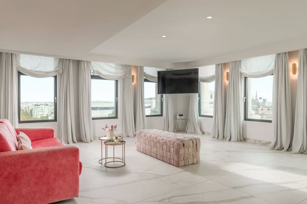 Bless Hotel Barcelona — 26