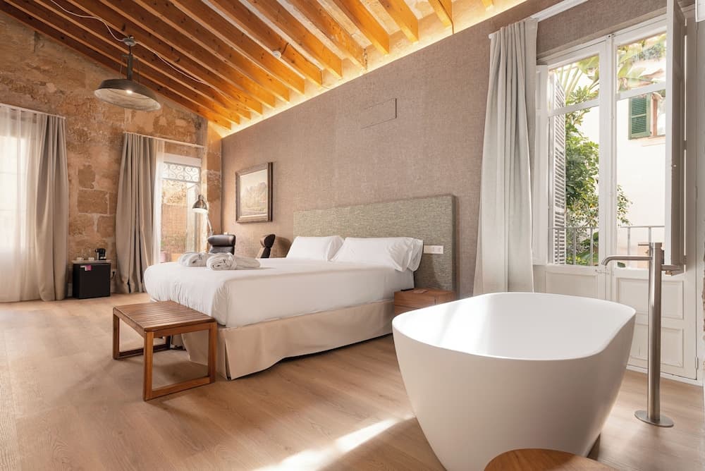 Hotel Brondo Architect — 1