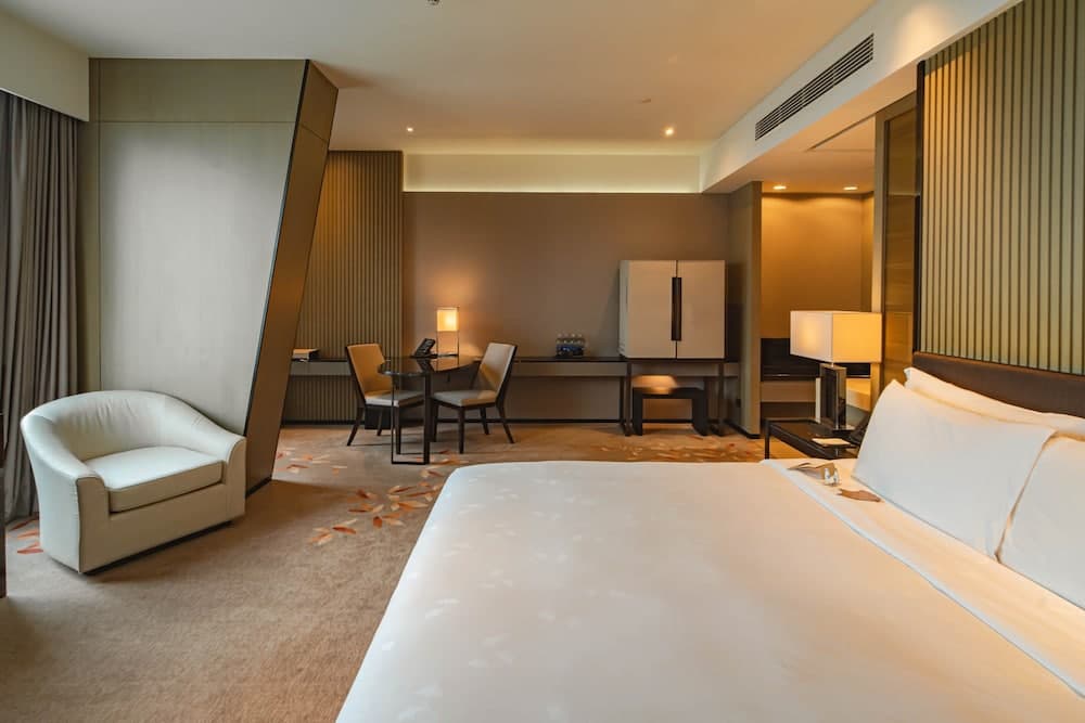 The Okura Prestige Bangkok — 13