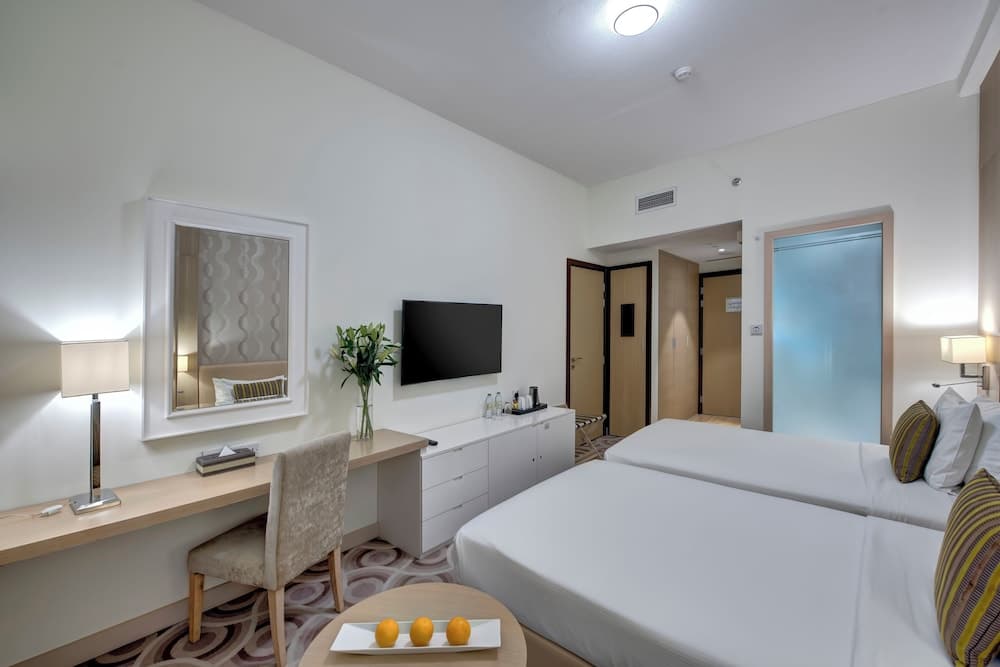 Metropolitan Hotel Dubai — 25