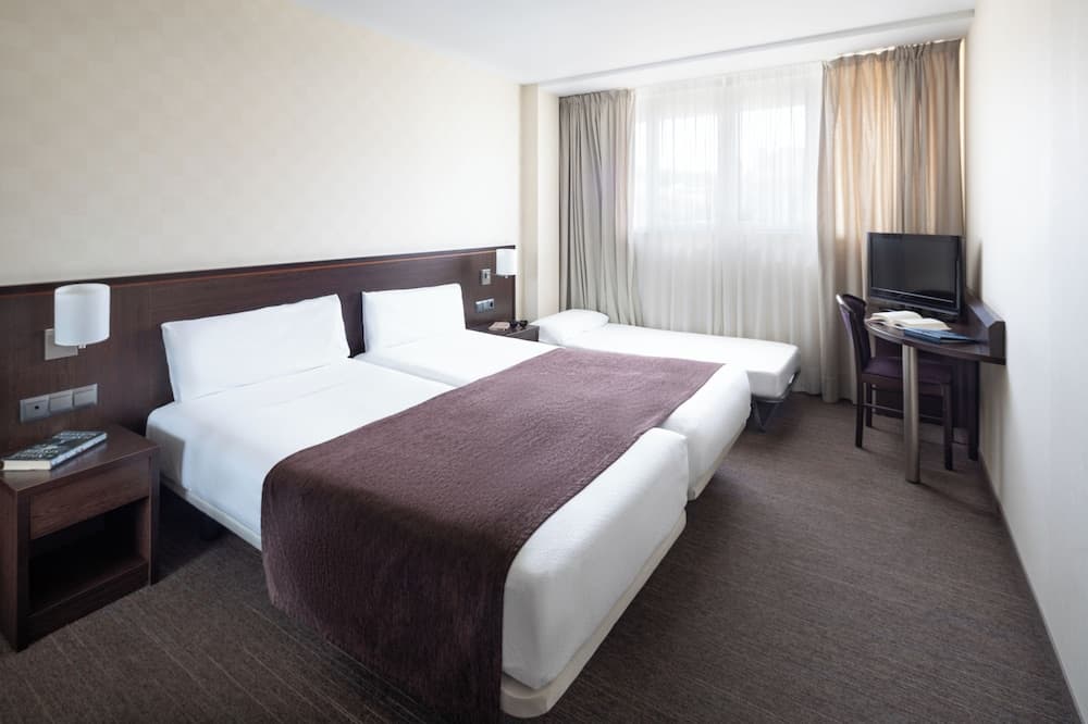 Hotel Lugano — 8