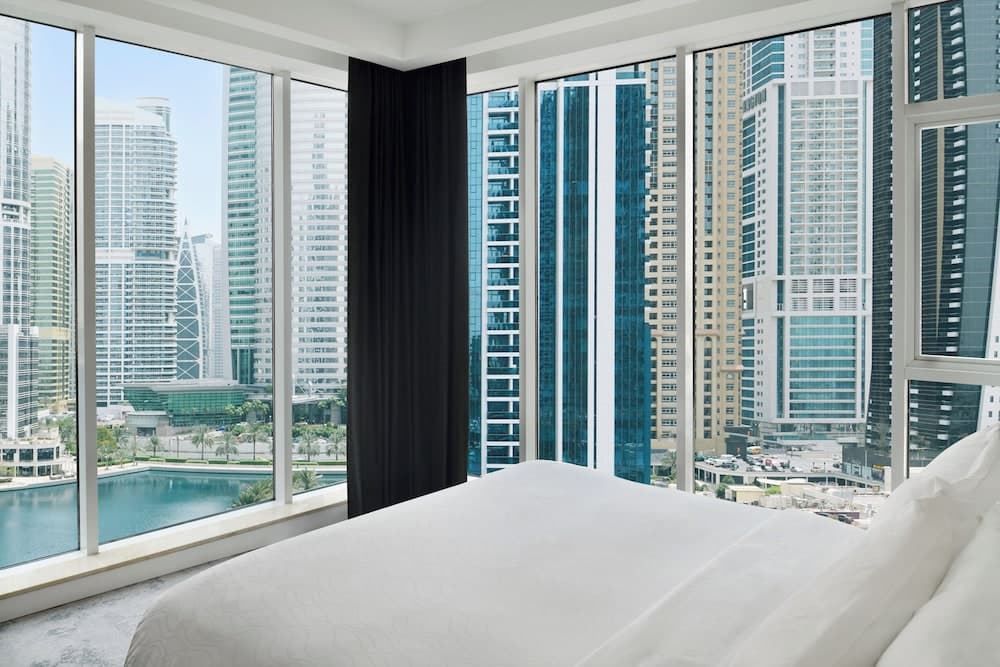 Mövenpick Hotel Jumeirah Lakes Towers — 9