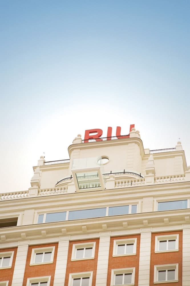 Hotel Riu Plaza España — 13