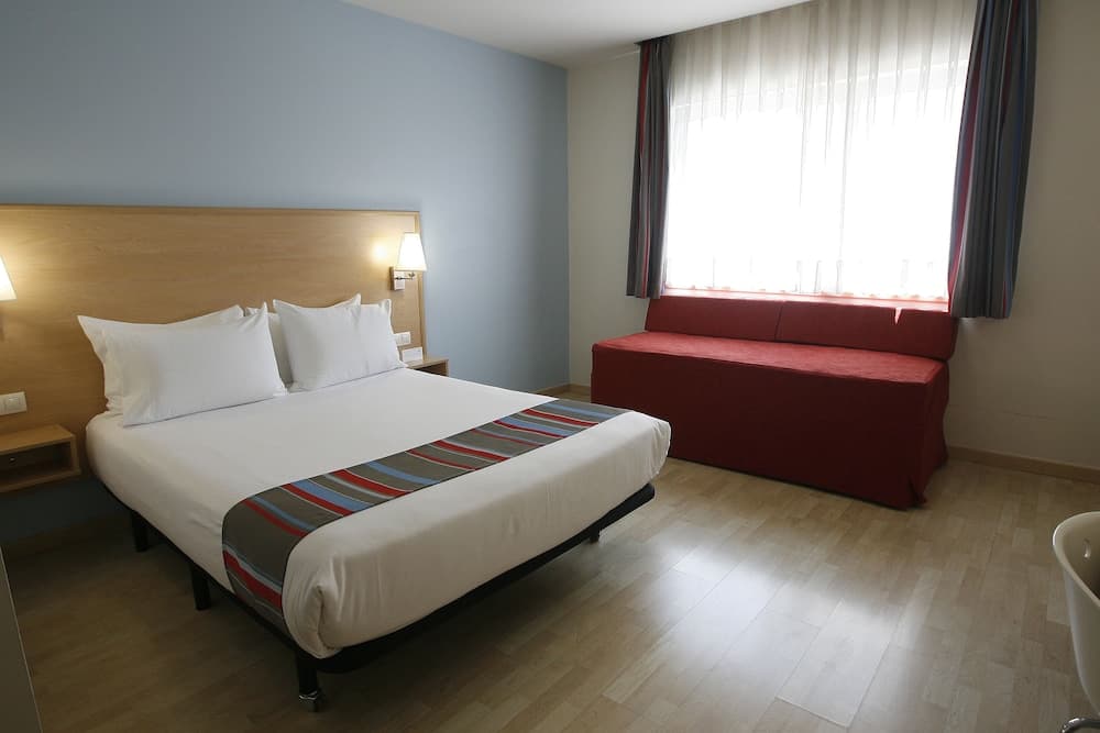 Travelodge Barcelona Poblenou — 20
