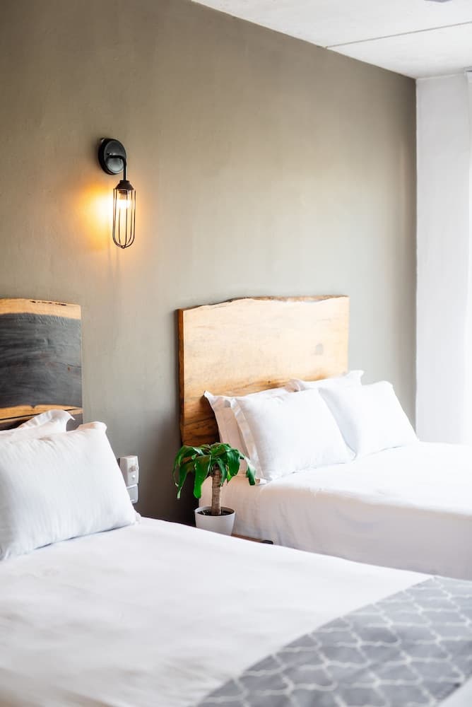 Hotel52 — 6