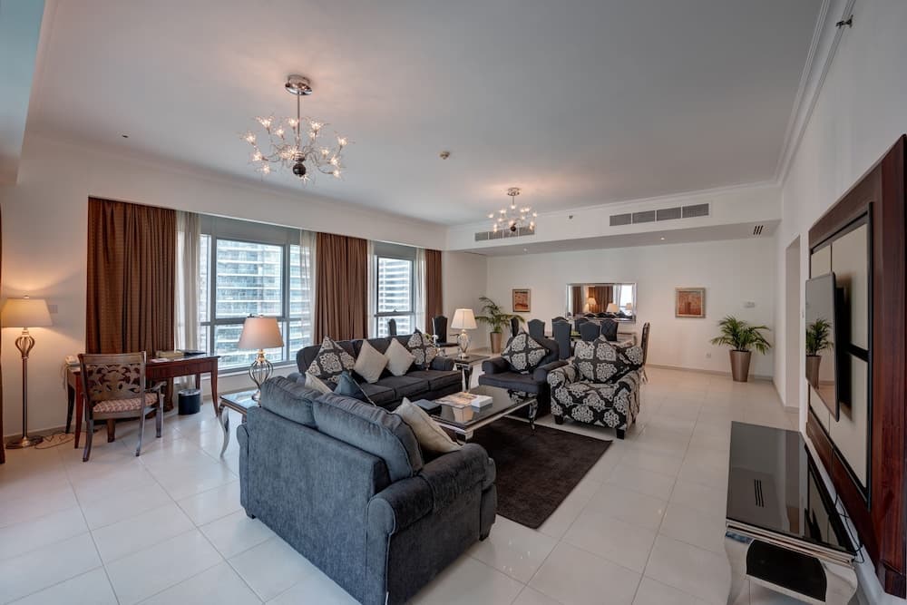 Marina Hotel Apartments — 14