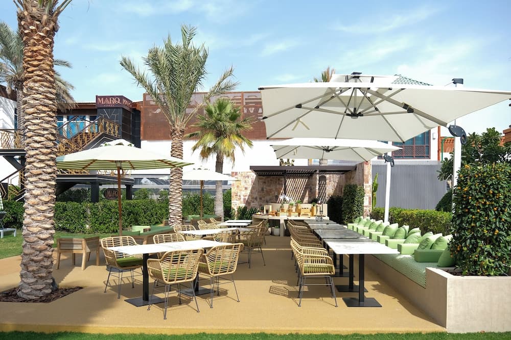 Dubai Marine Beach Resort & Spa — 12
