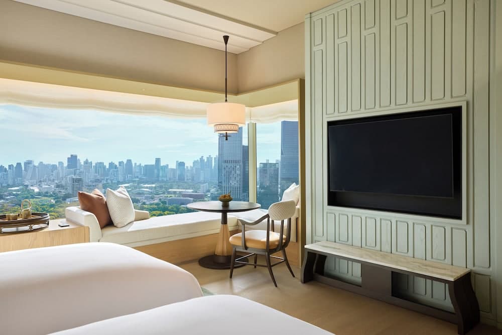 Dusit Thani Bangkok — 3