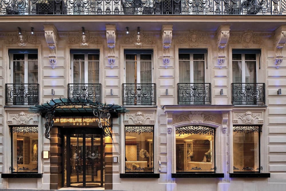 La Demeure Montaigne — 7