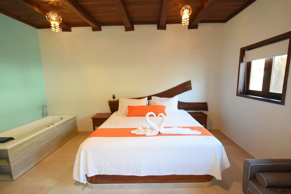 Hotel Hacienda Dos Ojos — 8