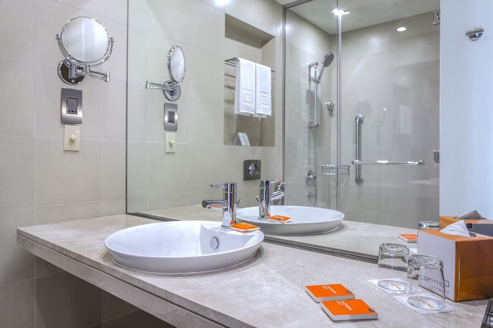 Centro Barsha — 20