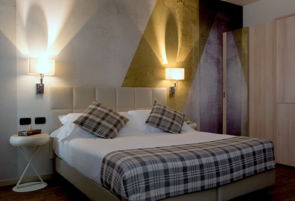 Duomo Hotel & Apartments — 12