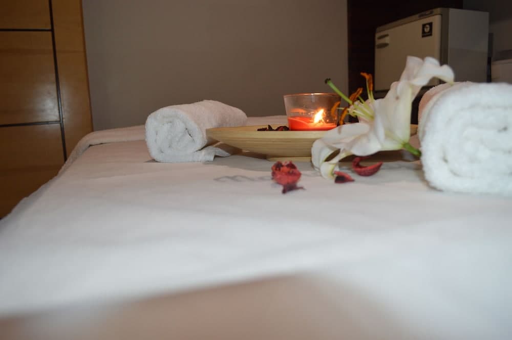 Millennium Airport Hotel Dubai — 21