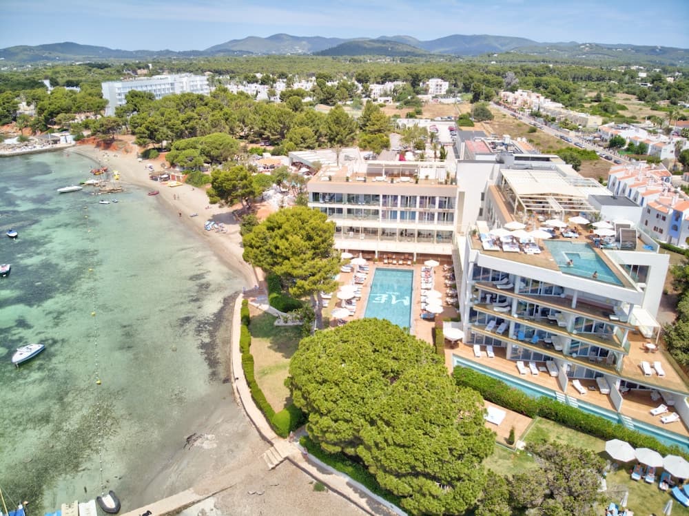 ME Ibiza - The Leading Hotels of the World — 7
