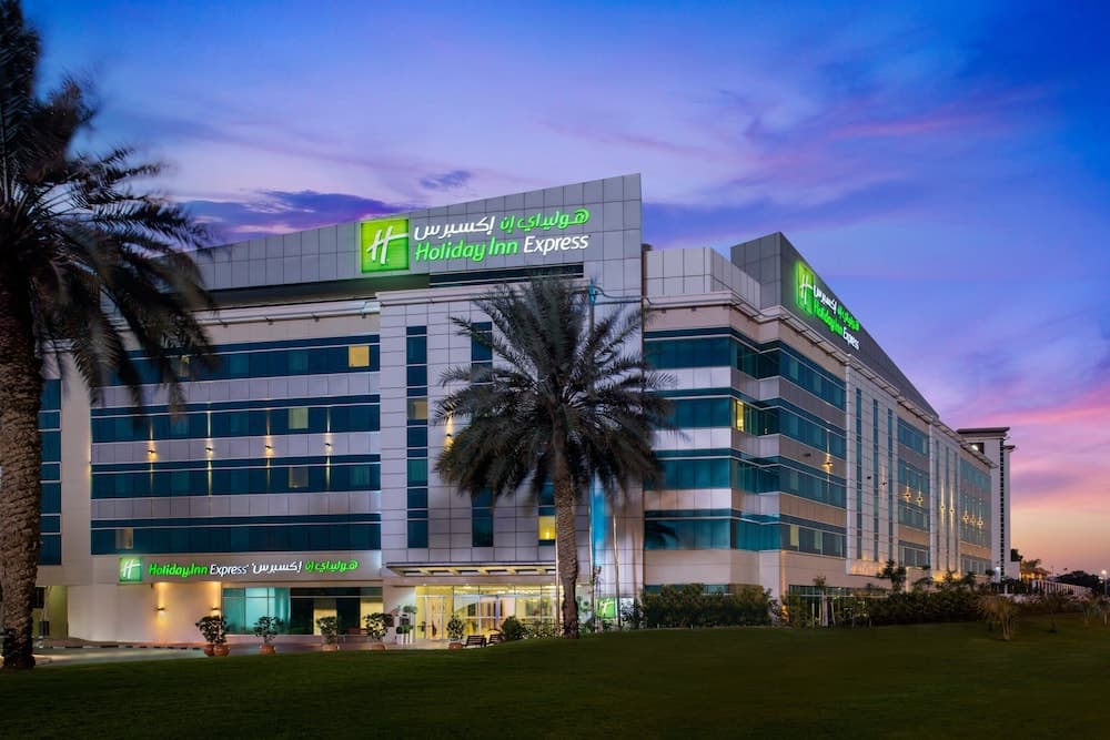Holiday Inn Express Dubai Airport, un hotel IHG — 6