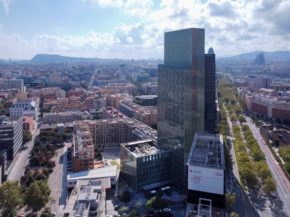 Melia Barcelona Sky — 16