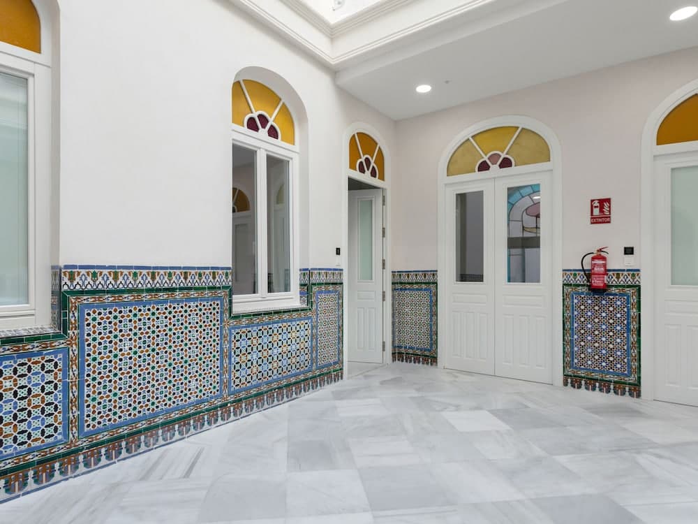 Numa Seville Solea — 20