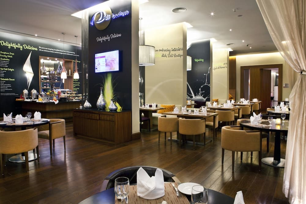 Novotel Suites Mall Avenue Dubai — 2