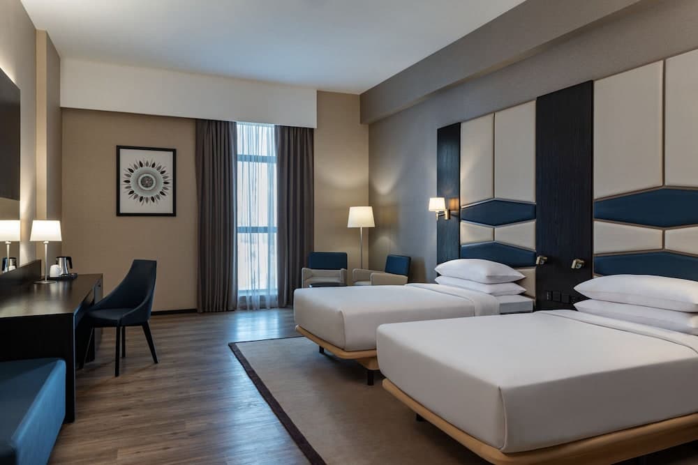 Four Points by Sheraton Production City, Dubai — 2